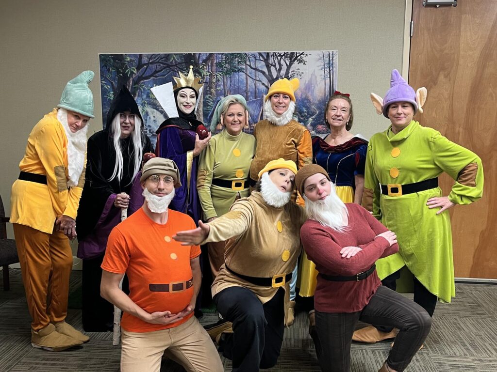 Snow White and the Seven dwarves costumes